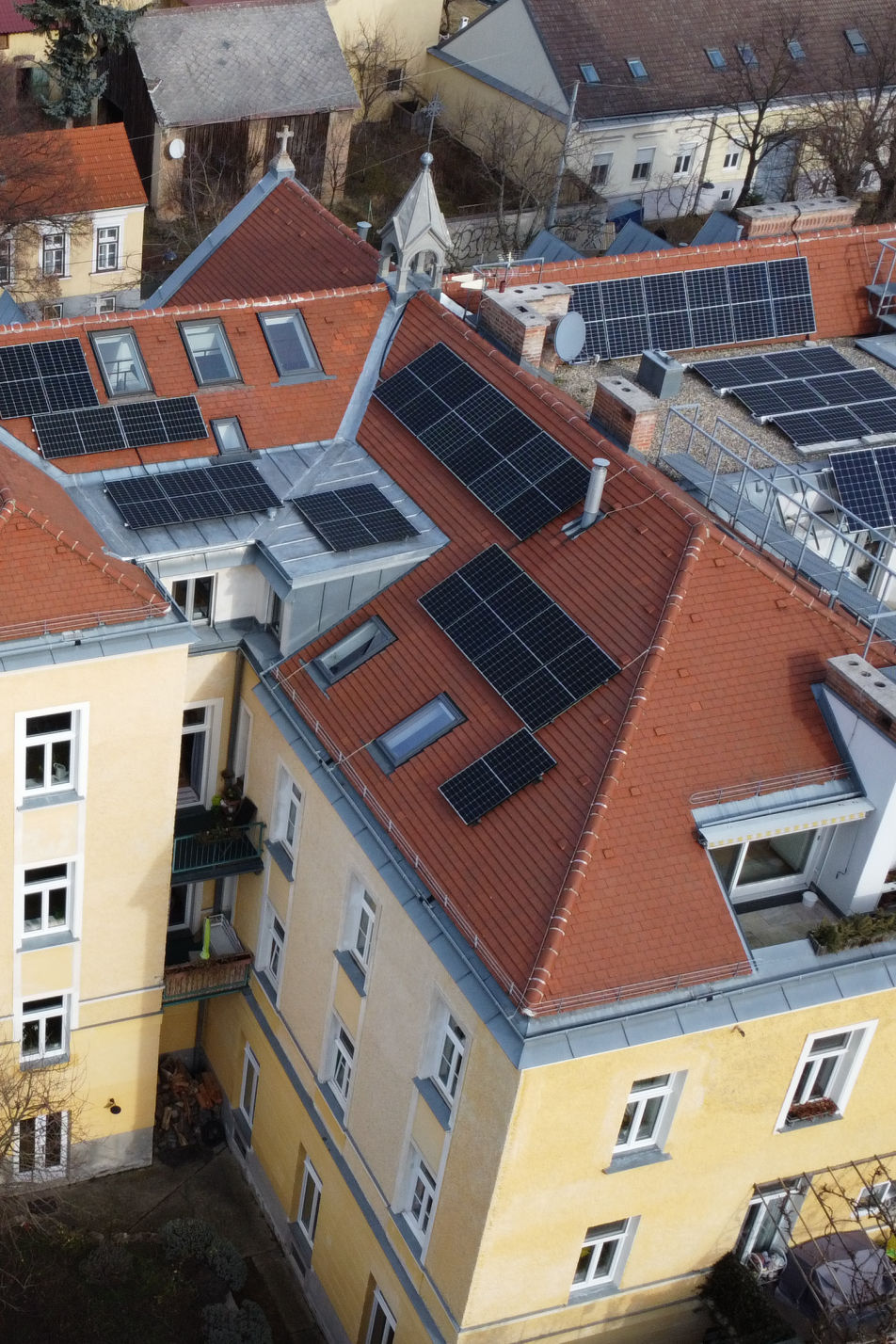 Drohnenaufnahme unserer PV Anlage